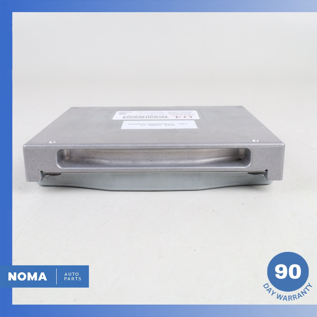 Lexus ZWA10 CT200h Telematics Control Module 86741-33020 OEM - photo 9