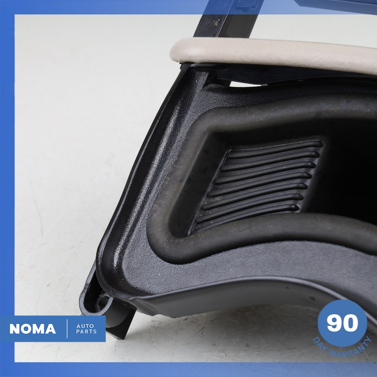 97-06 Jaguar X100 XK8 Center Console Ashtray Ash Tray Compartment Trim OEM - photo 2
