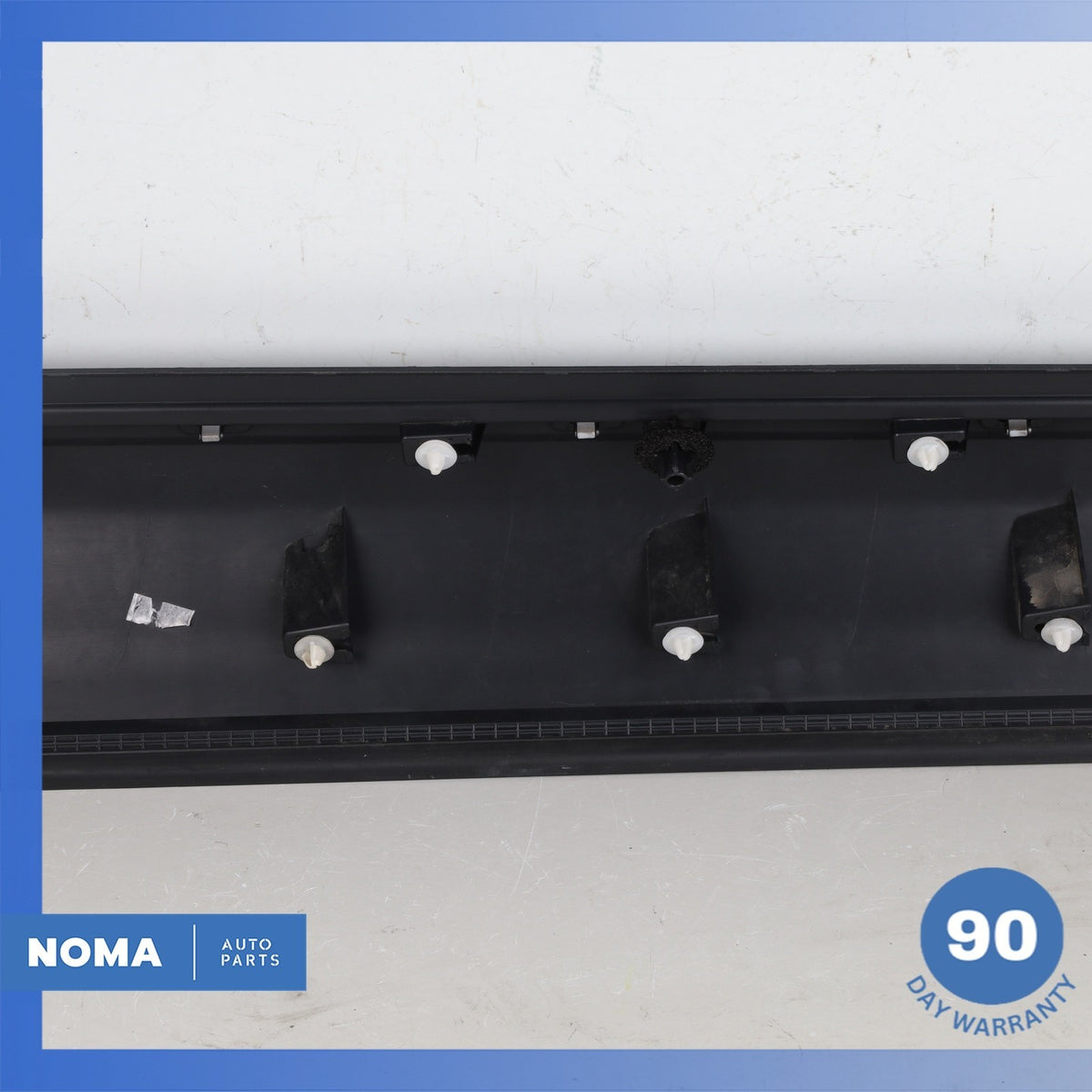 12-17 Range Rover Evoque L538 3DR Front Left Door Lower Molding BJ3221065AG OEM - photo 9