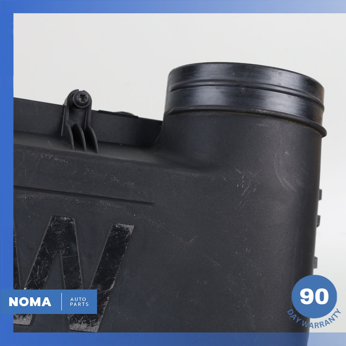 BMW F07 535i GT N55 3.0L Air Intake Cleaner Filter Box Upper Cover OEM - photo 2