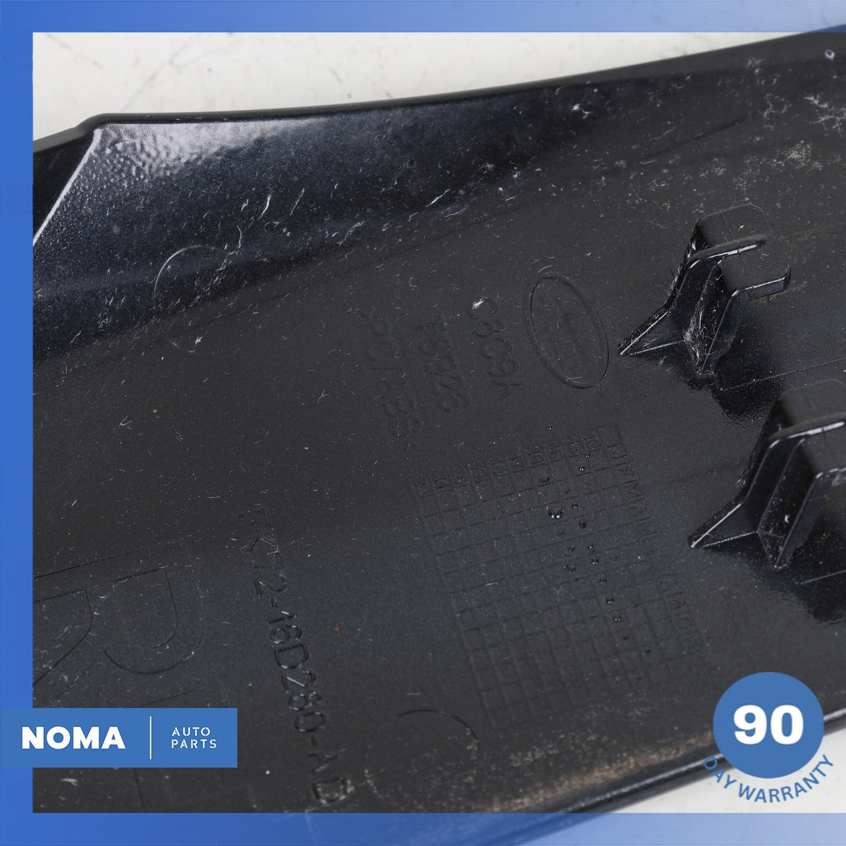 15-23 LR Discovery Sport L550 Front Right Fender Molding Cover w/ Bracket OEM - photo 13