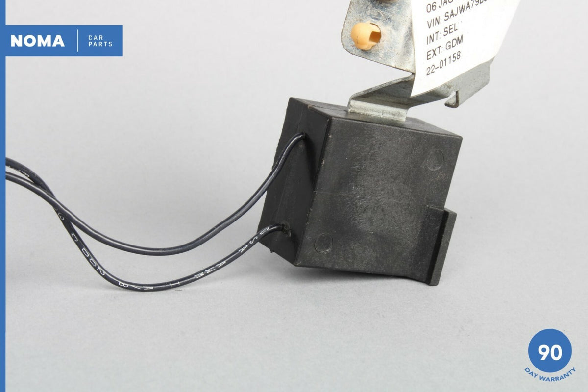 04-07 Jaguar XJ8 XJR Vanden Plas X350 Radio Antenna AMP Amplifier Module OEM - photo 3