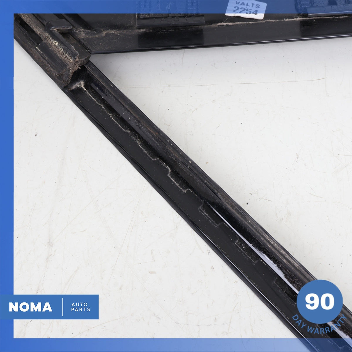 12-13 LR Range Rover Evoque L538 Rear Left Driver Exterior D-Pillar Molding OEM - photo 13