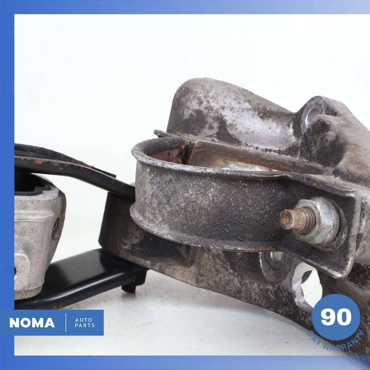 13-17 Range Rover Evoque L538 L550 Engine Motor Support Mount w/ Bracket OEM - photo 3