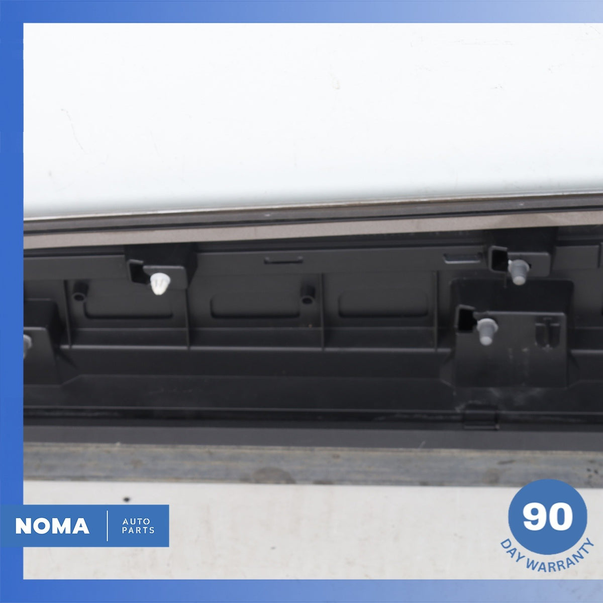 17-19 Audi 4M Q7 Front Right Passenger Door Lower Molding Black OEM - photo 8