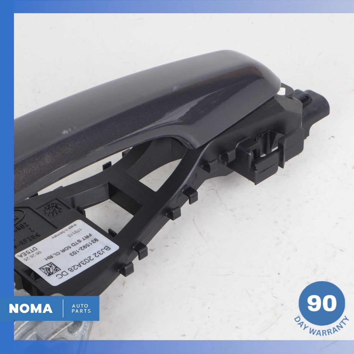 2013 Range Rover Evoque L538 Front Right Side Door Exterior Handle OEM - photo 7