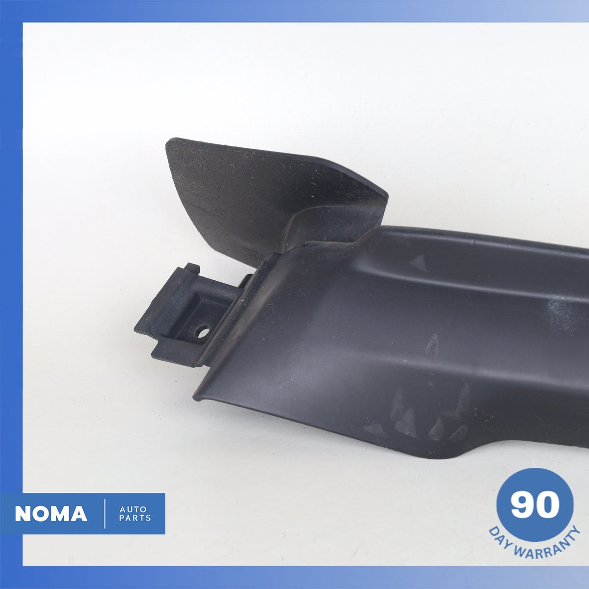 2020 LR Range Rover Evoque L551 Rear Right Wheel Arch Molding K8D228370AD OEM - photo 4