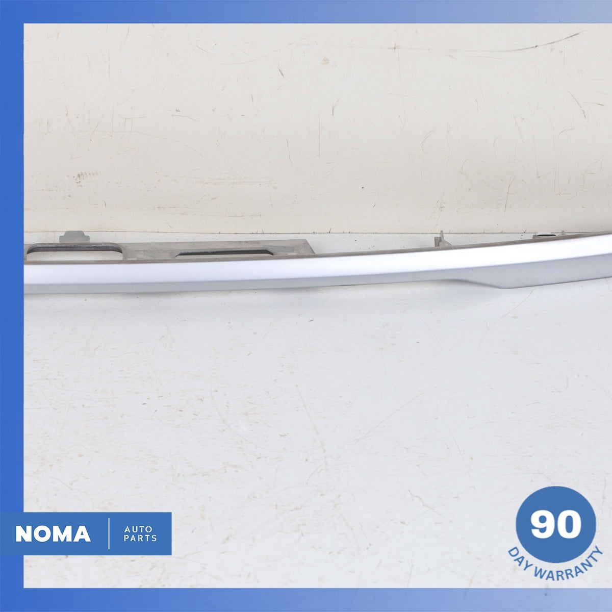 14-22 LR Range Rover Sport L494 Trunk Bezel License Plate Light Lamp Trim OEM - photo 3
