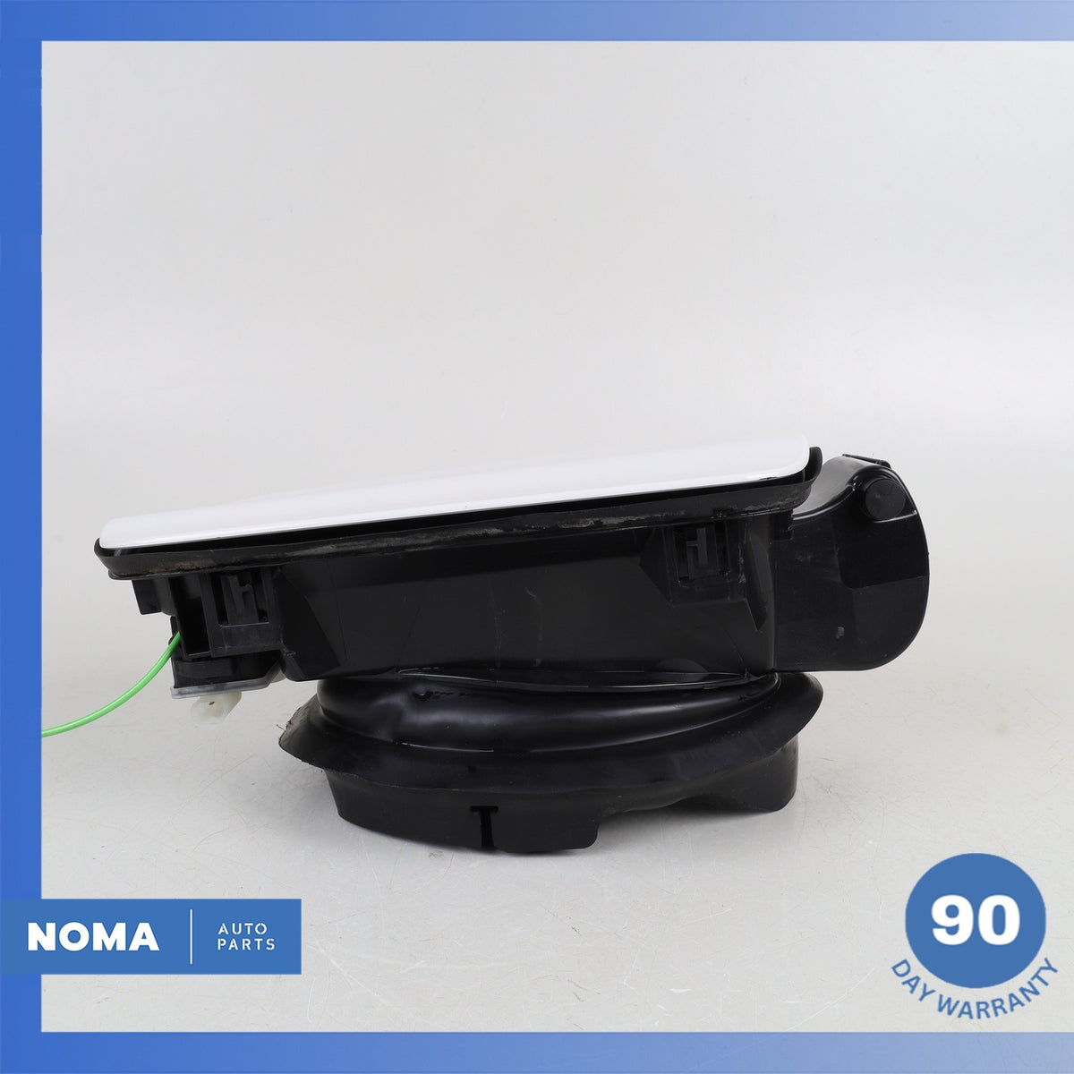 16-22 BMW G12 740i 750i Fuel Door Lid Gas Tank Cover w/ Bowl & Cap OEM 76k - photo 21