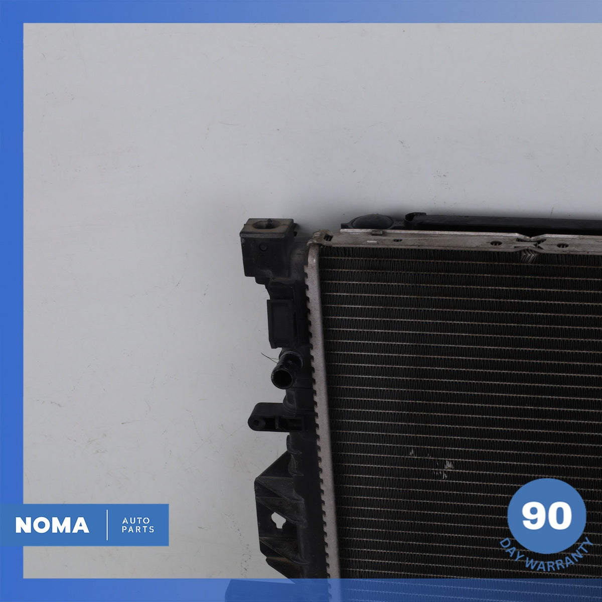 08-17 LR Evoque L538 L550 Engine Cooling Radiator w/ Condenser OEM - photo 6