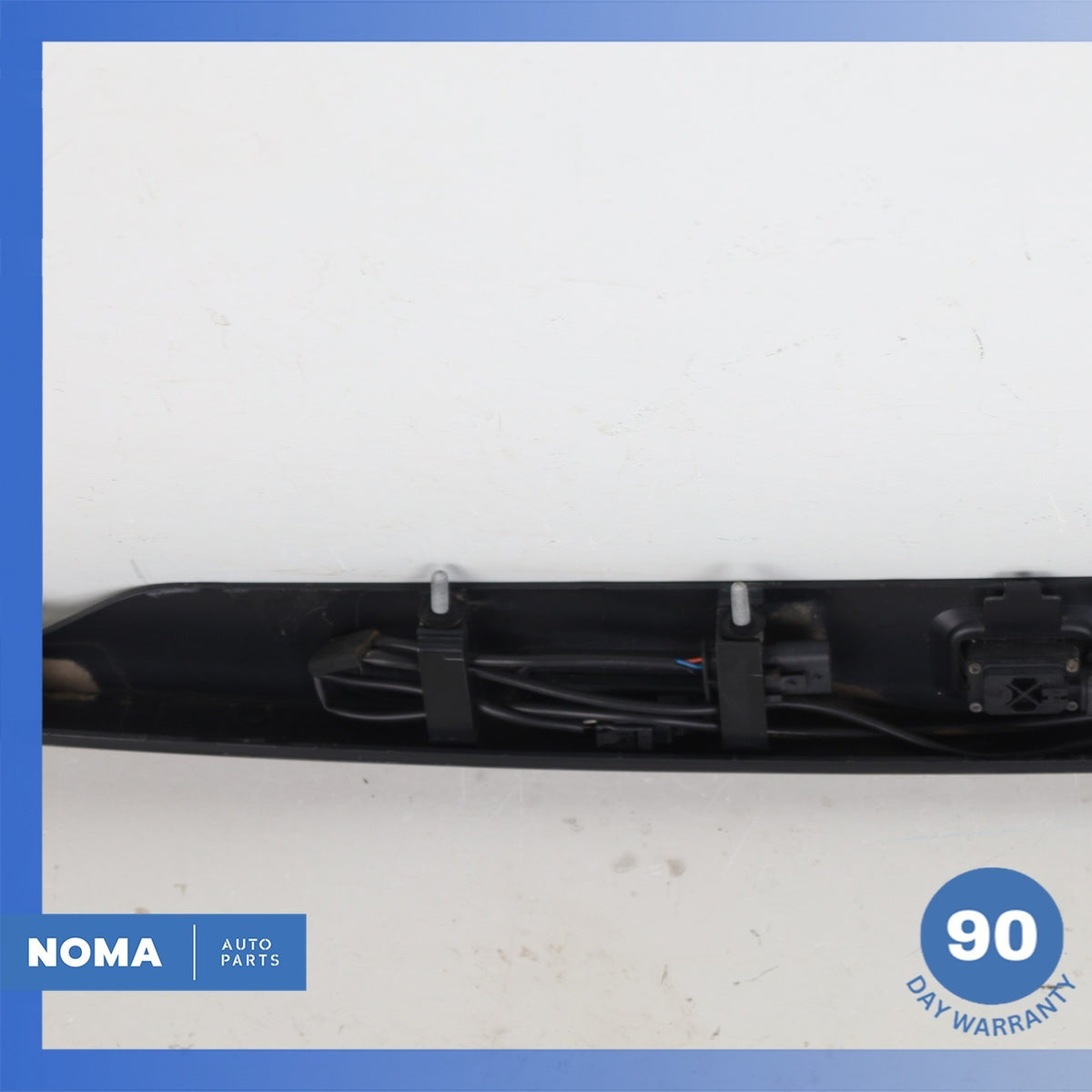 Range Rover Evoque L538 Rear Trunk Bezel License Plate Light Lamp Trim OEM - photo 11