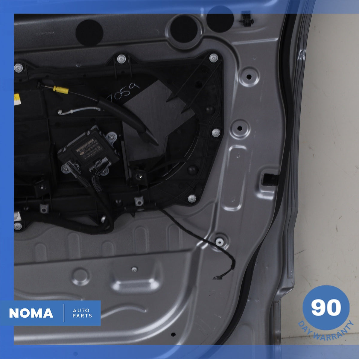 12-19 Range Rover Evoque L538 4DR Front Right Passenger Door Panel Shell OEM - photo 16
