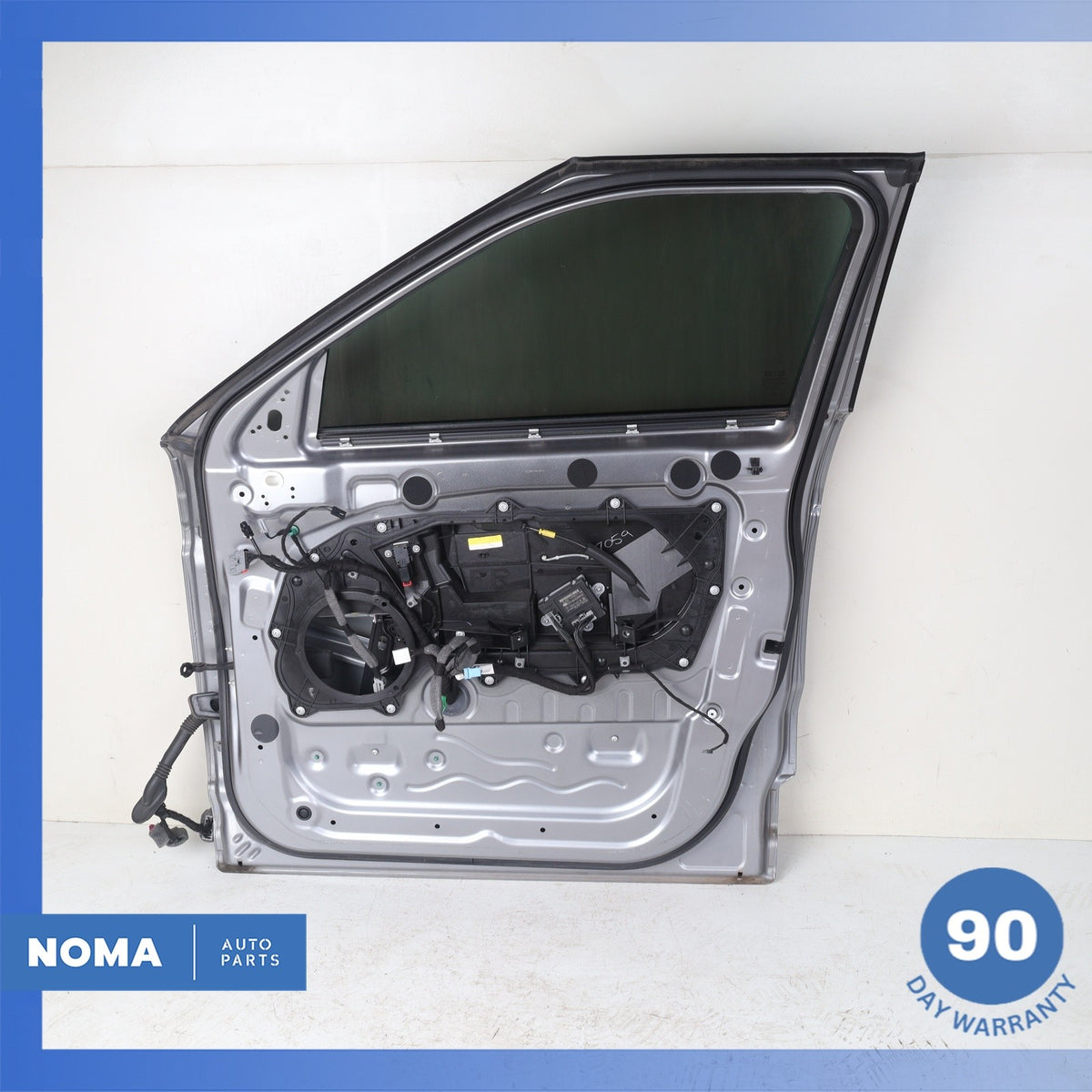 12-19 Range Rover Evoque L538 4DR Front Right Passenger Door Panel Shell OEM - photo 10