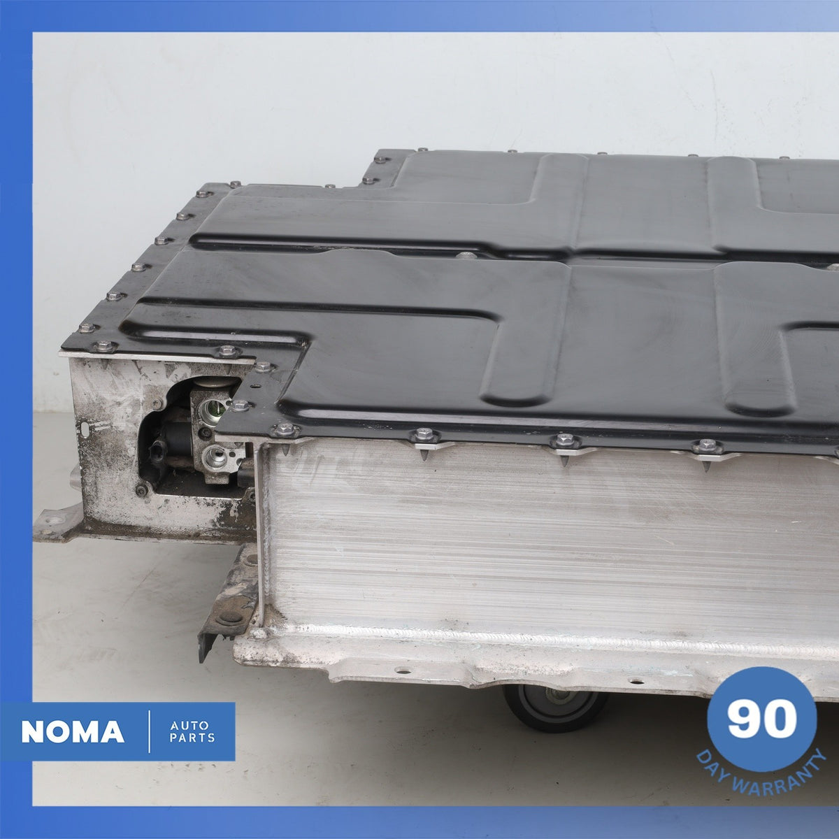 14-16 BMW i3 I01 BEV REX 60Ah Hybrid Engine High Voltage Battery 2353643 OEM 78k - photo 5