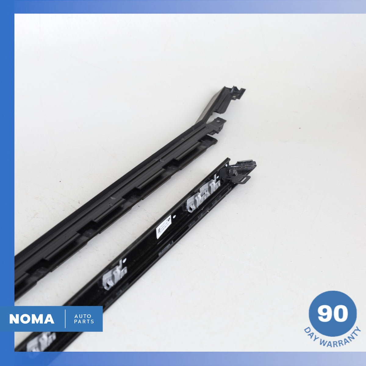20-23 Range Rover Evoque L551 Rear Right Outer Door Window Molding Set OEM - photo 11