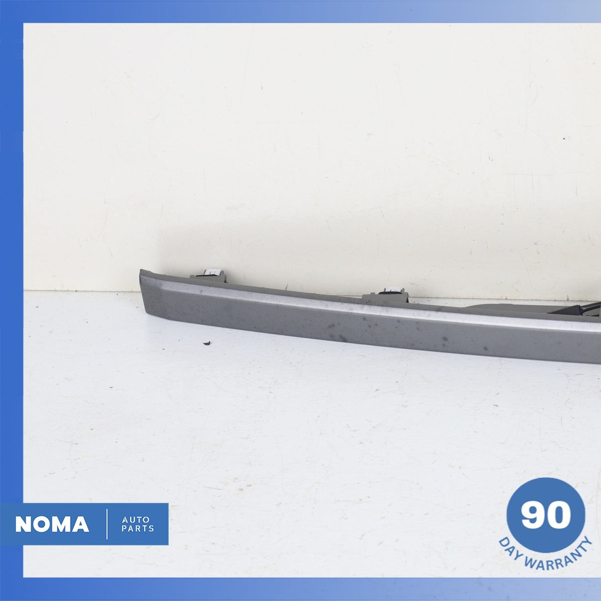 16-17 Range Rover Evoque L538 Rear Trunk Bezel License Plate Light Lamp Trim OEM - photo 6