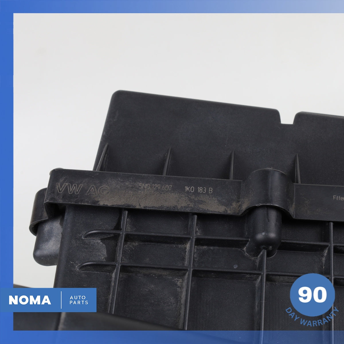 13-18 Audi 8U Q3 Engine Air Intake Cleaner Filter Box Housing 5N0129607 OEM - photo 9