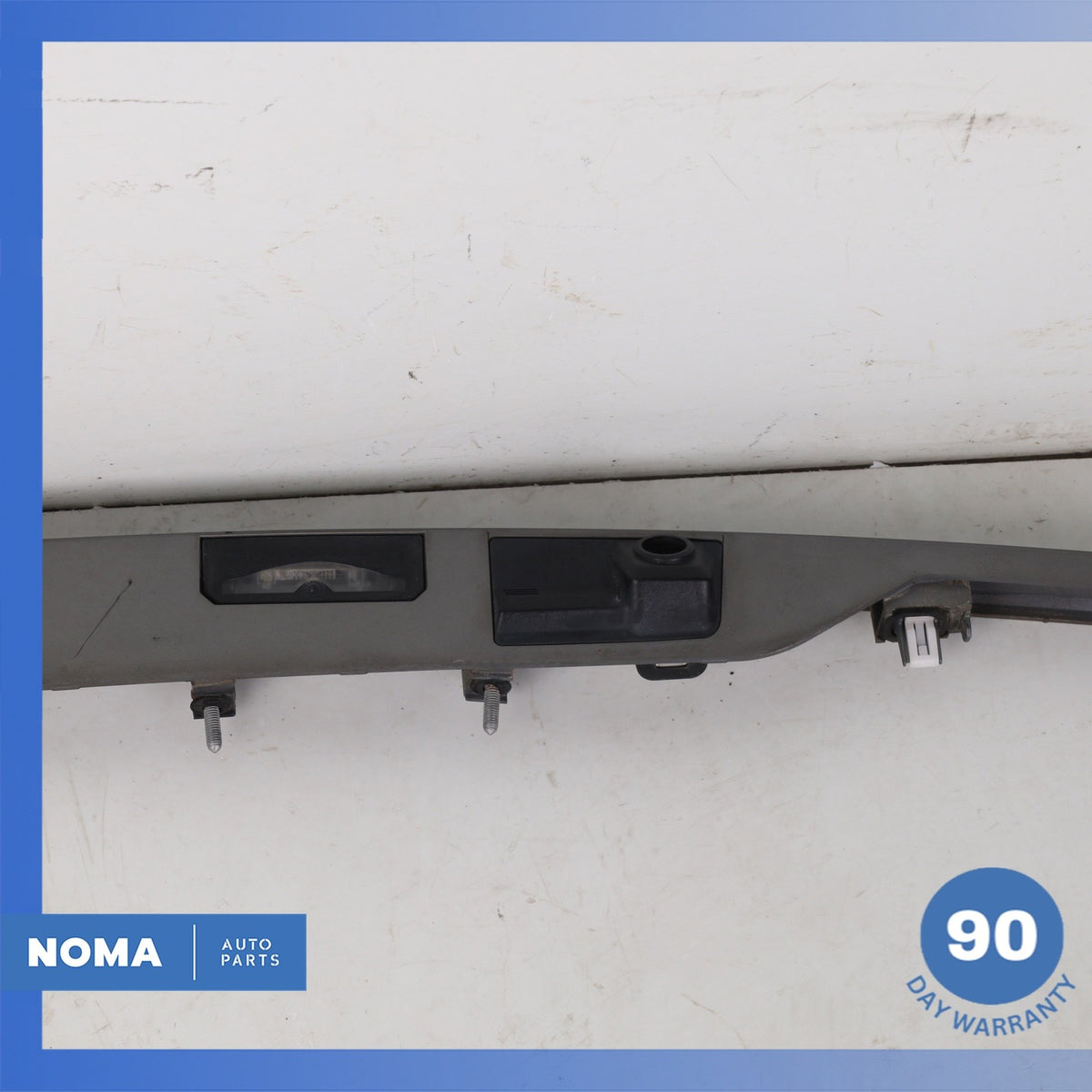 12-15 Range Rover Evoque L538 Rear Trunk Bezel License Plate Light Lamp Trim OEM - photo 8