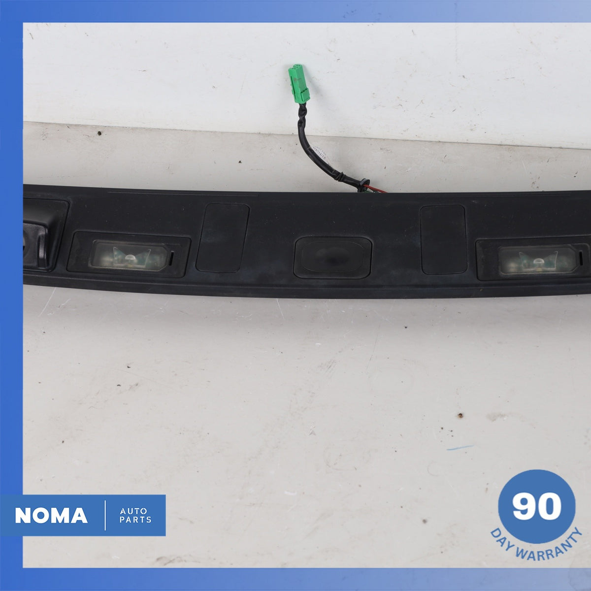 18-23 Land Rover Range Rover L560 Velar Trunk License Plate Number Light OEM - photo 4