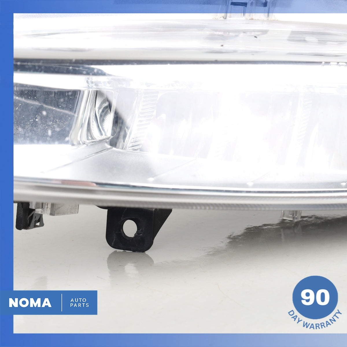 15-19 Land Rover Discovery Sport L550 Front Left Driver Fog Light LED OEM - photo 4