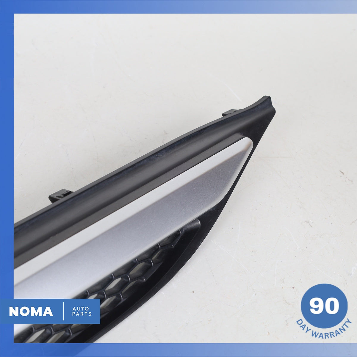 12-19 LR Range Rover Evoque L538 Front Right Passenger Fender Grille Grill OEM - photo 2