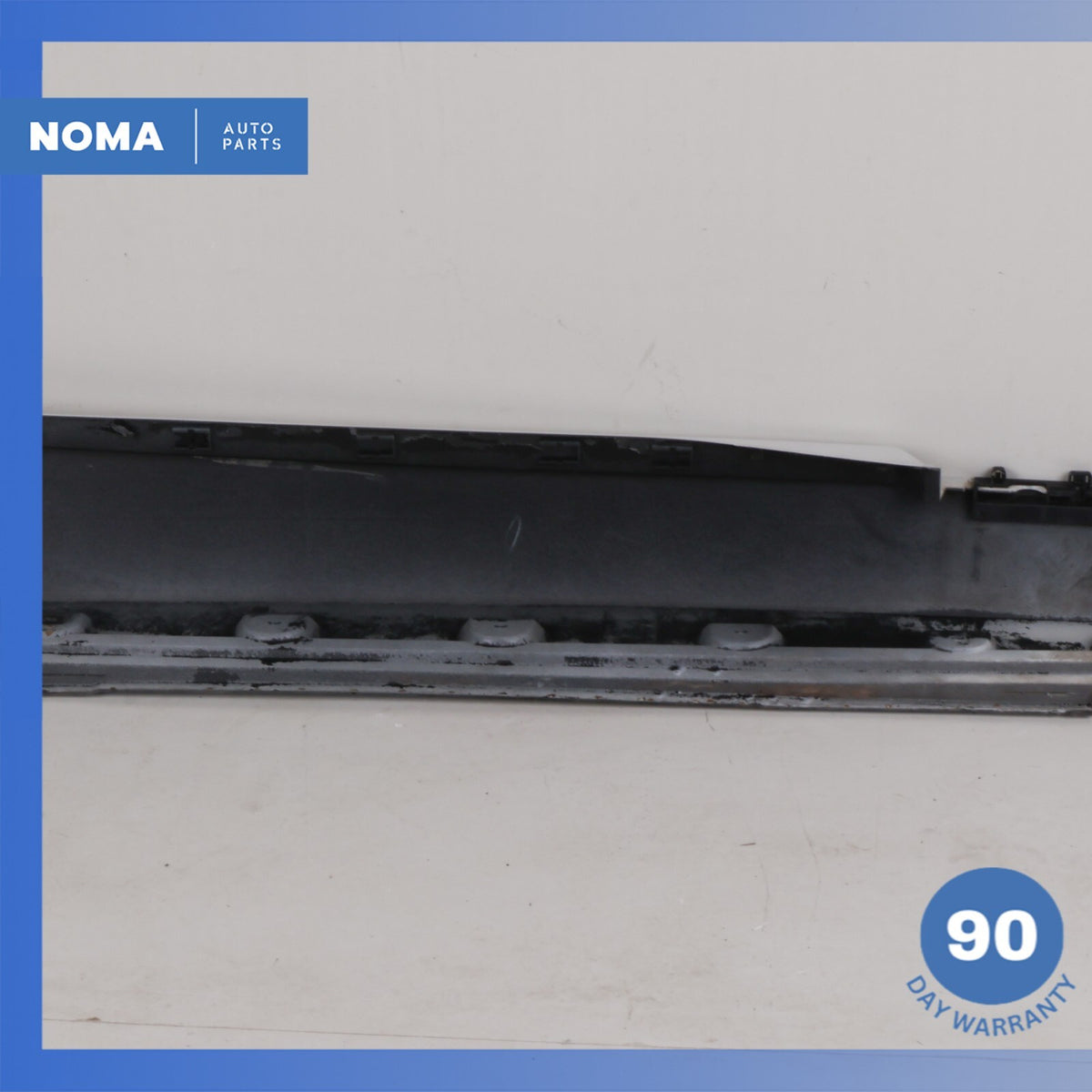 09-16 BMW E89 Z4 Base Left Driver Side Rocker Panel Side Skirt White OEM - photo 8
