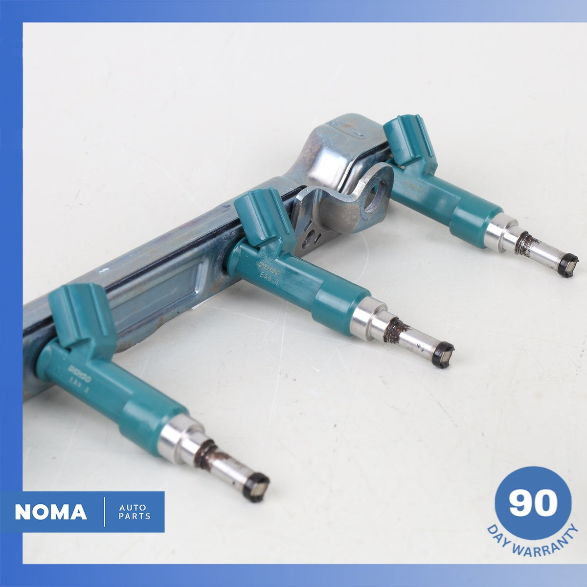 11-17 Lexus ZWA10 CT200h Engine High Pressure Fuel Rail w/ Injectors OEM - photo 4