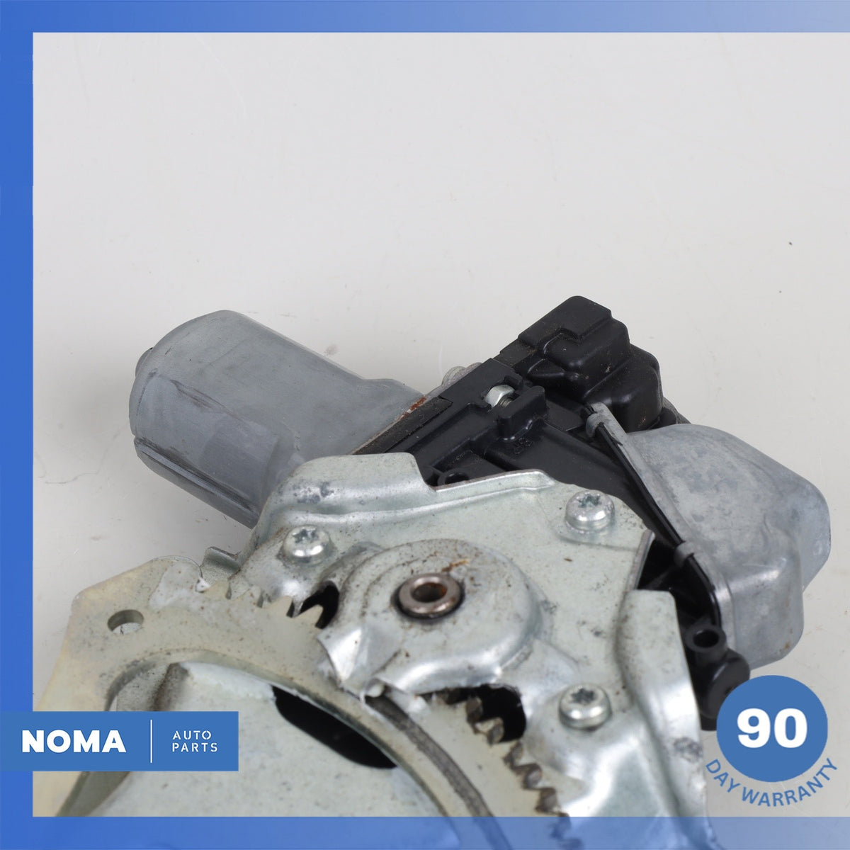 11-17 Lexus ZWA10 CT200h Front Right Window Regulator w/ Motor OEM - photo 3