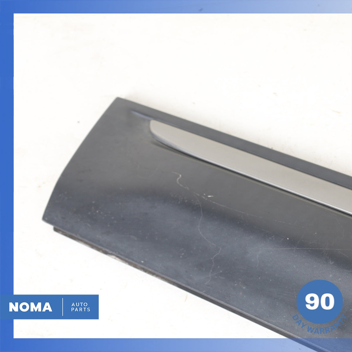 12-19 Range Rover Evoque L538 4DR Front Left Door Lower Molding BJ3221065BJ OEM - photo 4