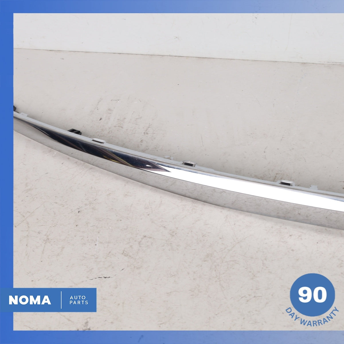 BMW F07 535i 550i GT Trunk Boot Lid Door Molding 7211167 OEM - photo 5