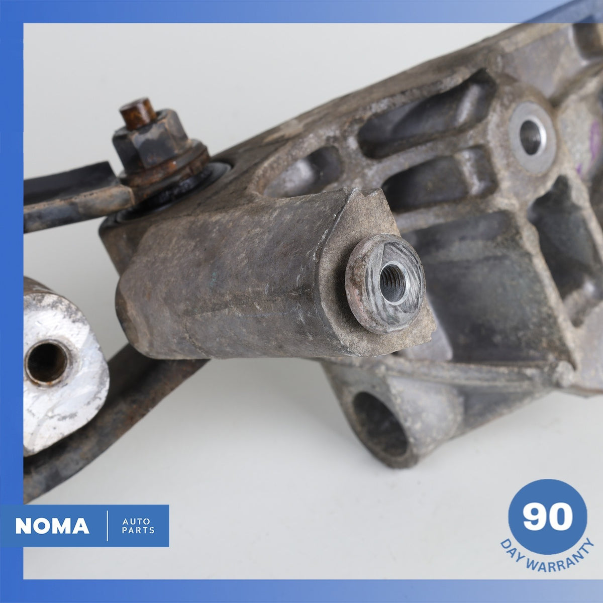 13-17 LR Range Rover Evoque L538 Engine Motor Support Mount w/ Bracket OEM - photo 9