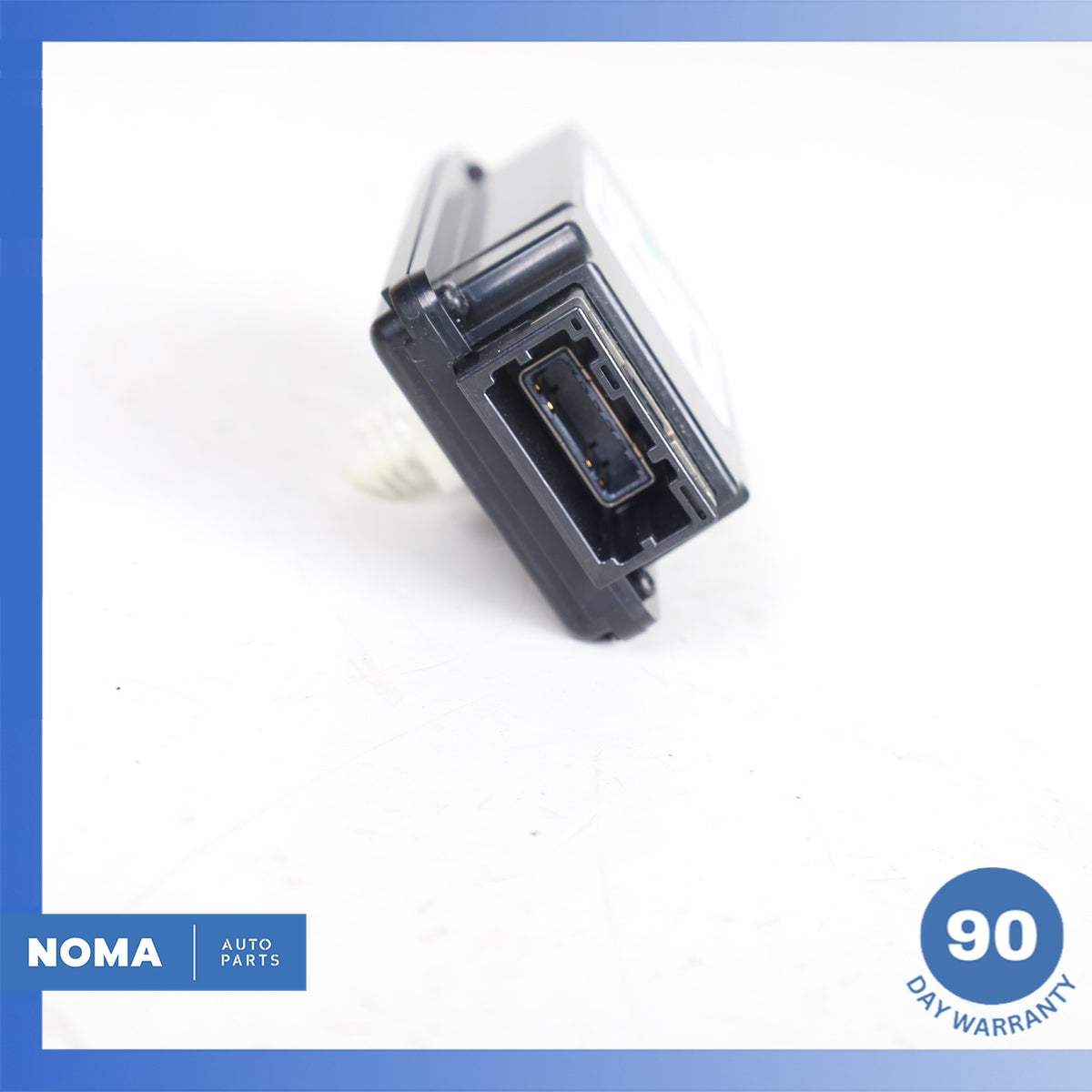 16-19 Jaguar X351 XJ XJL USB Repeater Socket Control Module FW9319010AB OEM - photo 3