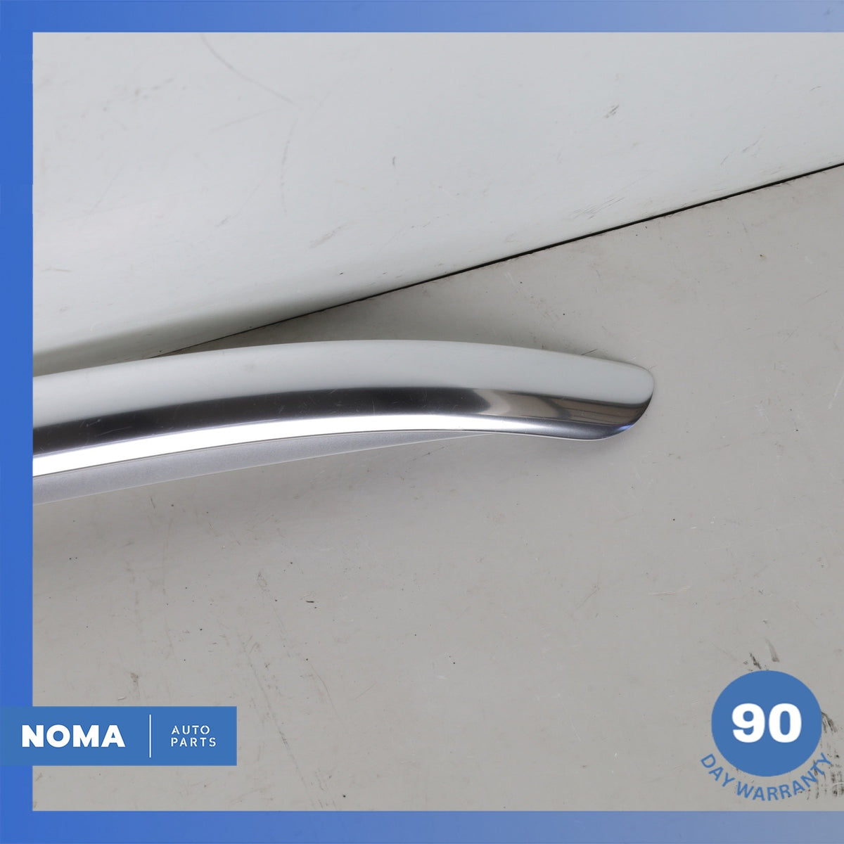 15-18 Audi 8UB 8UG Q3 Right Roof Drip Rail Upper Molding Trim 8U0860022A OEM - photo 2