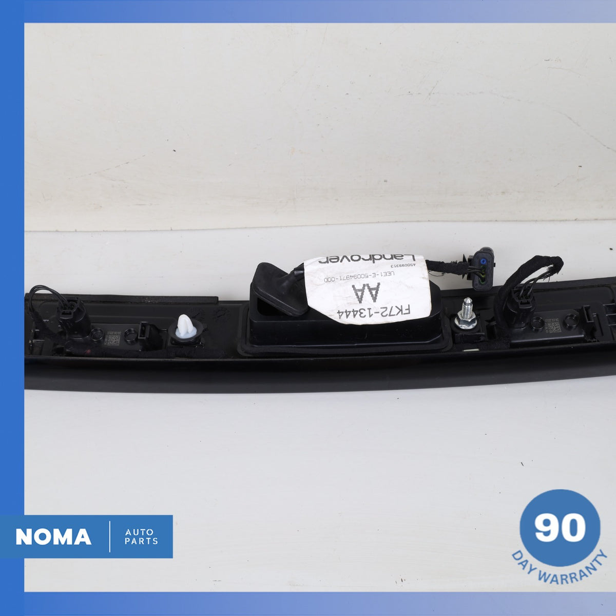 15-19 LR Discovery Sport L550 Rear Trunk Bezel License Plate Light Lamp Trim OEM - photo 10