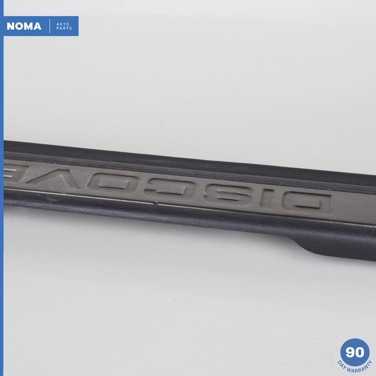 15-19 LR Discovery Sport L550 Front Right Side Door Sill Scuff Treadplate OEM - photo 3