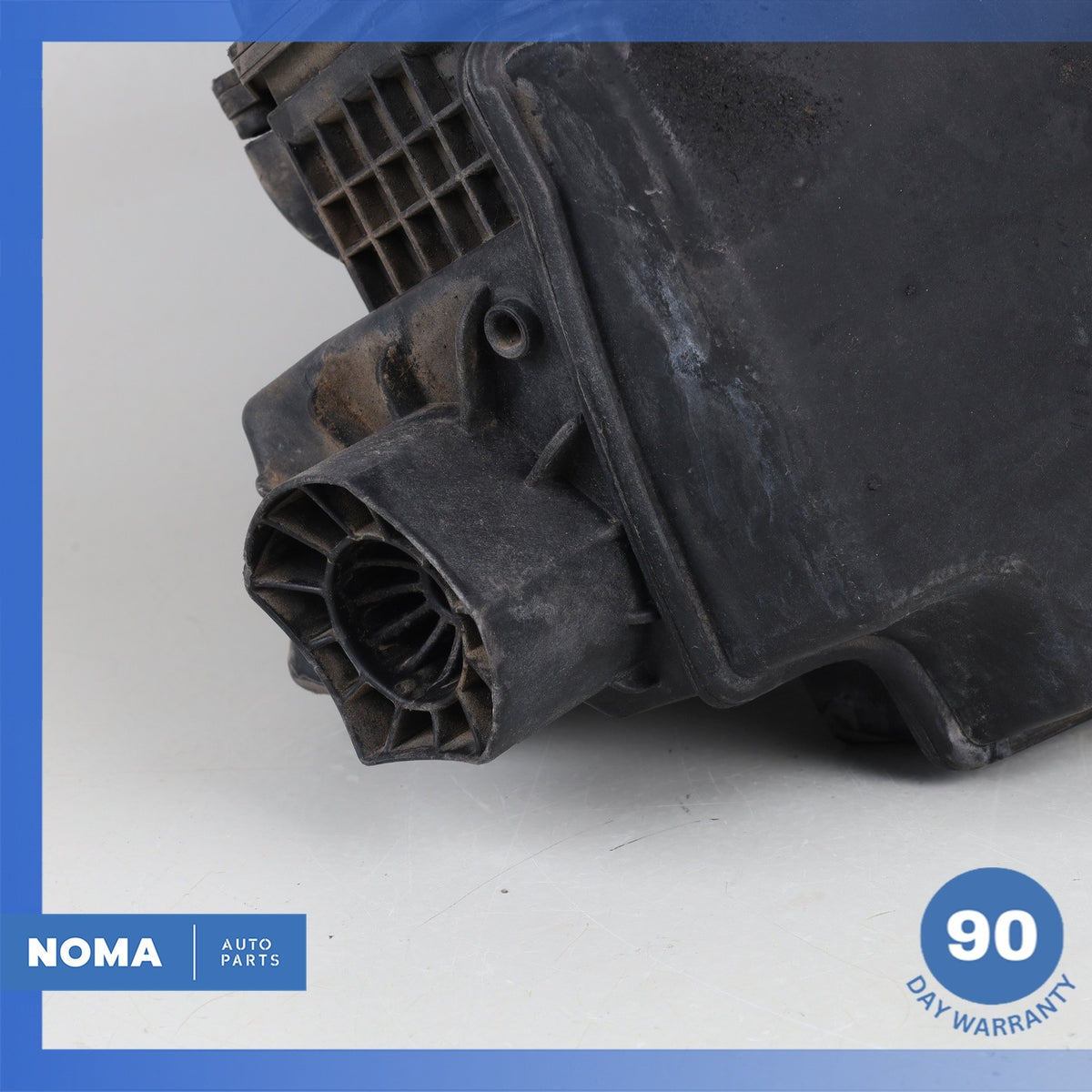 BMW E92 328i 128i Engine Motor Air Intake Filter Box 13717555288 OEM 75k - photo 6