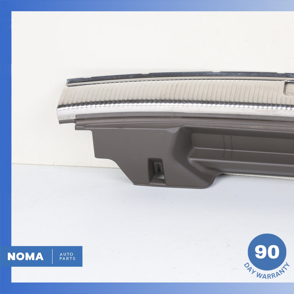 09-17 Audi 8R Q5 SQ5 Rear Trunk Loading Sill Scuff Trim Cover 8R0864513C OEM - photo 7