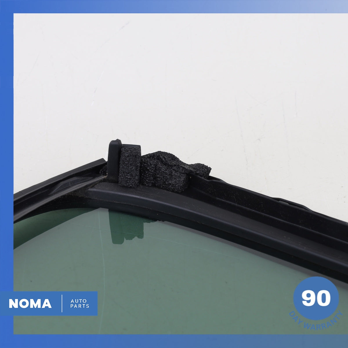 11-17 Lexus ZWA10 CT200h Rear Right Quarter Door Window Glass  6812476010 OEM - photo 7