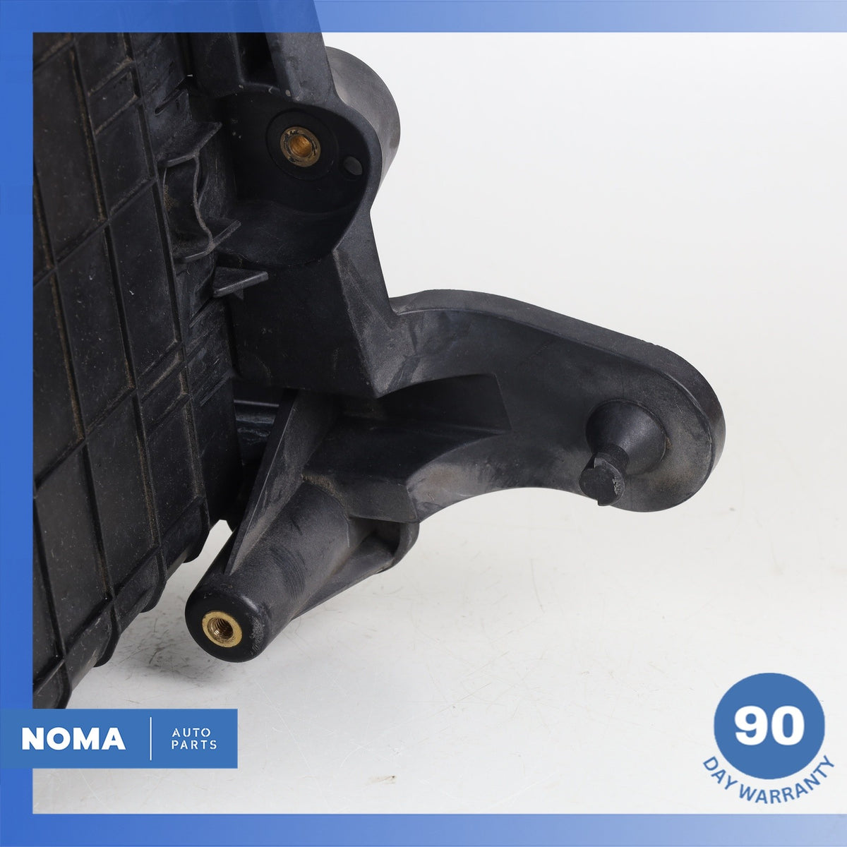09-16 Audi 8PA 8P1 8UB 8UG A3 Q3 Battery Holder Tray Cover Panel 1K0915333H OEM - photo 4