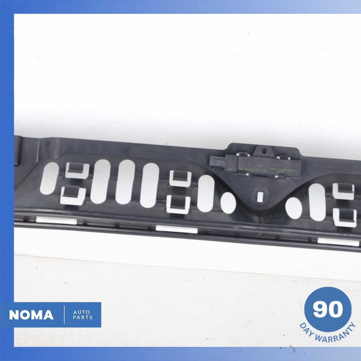10-13 BMW F07 535i 550i GT Rear Bumper Support Mount Bracket Set OEM - photo 4