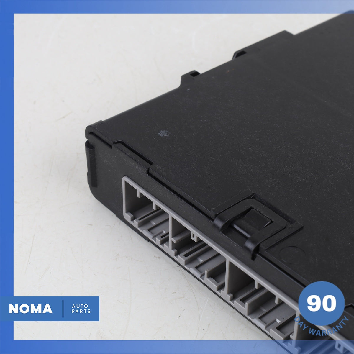 Lexus ZWA10 CT200h Power Management Control Module 89681-76150 OEM - photo 12