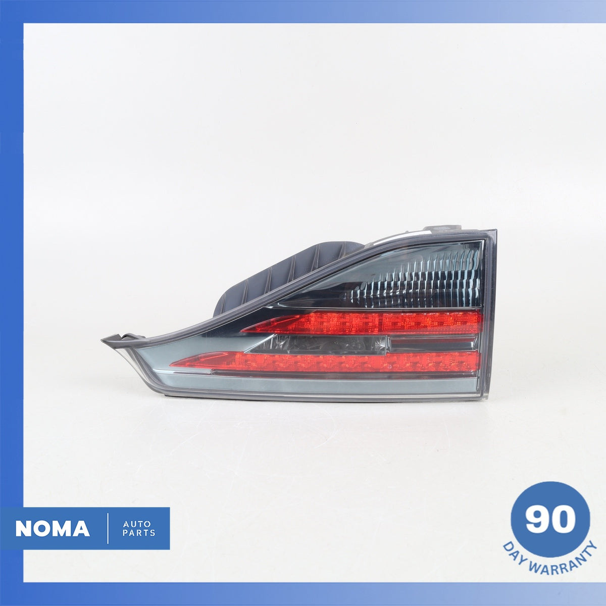 Lexus ZWA10 CT200h Rear Right Taillight Tail Light Lamp Inner 81581-76020 OEM - photo 2