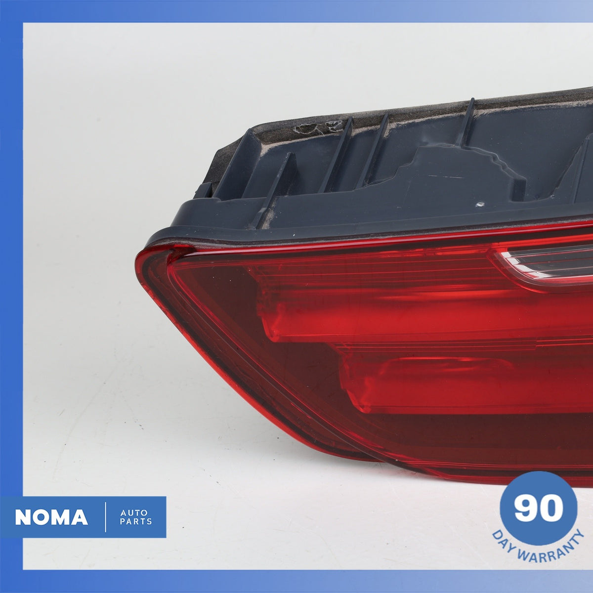 12-19 BMW F12 650i Rear Right Taillight Tail Light Lamp Inner 63217210580 OEM - photo 2
