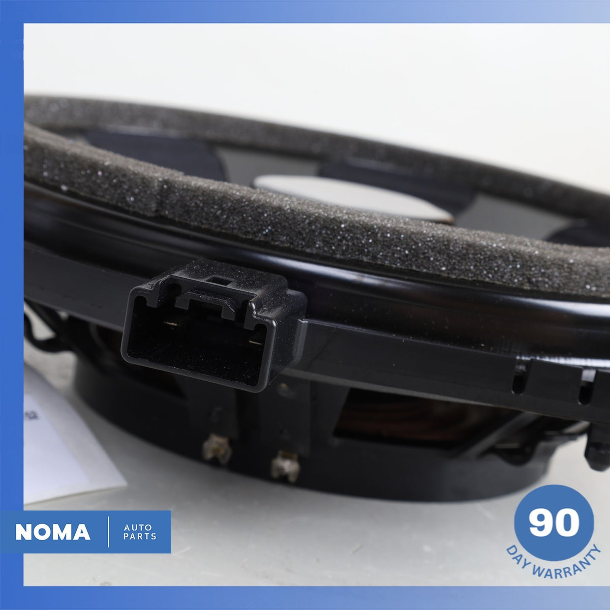 2016 Jaguar X152 F-Type Right or Left Side Bass Door Speaker CPLA18808DB OEM - photo 4
