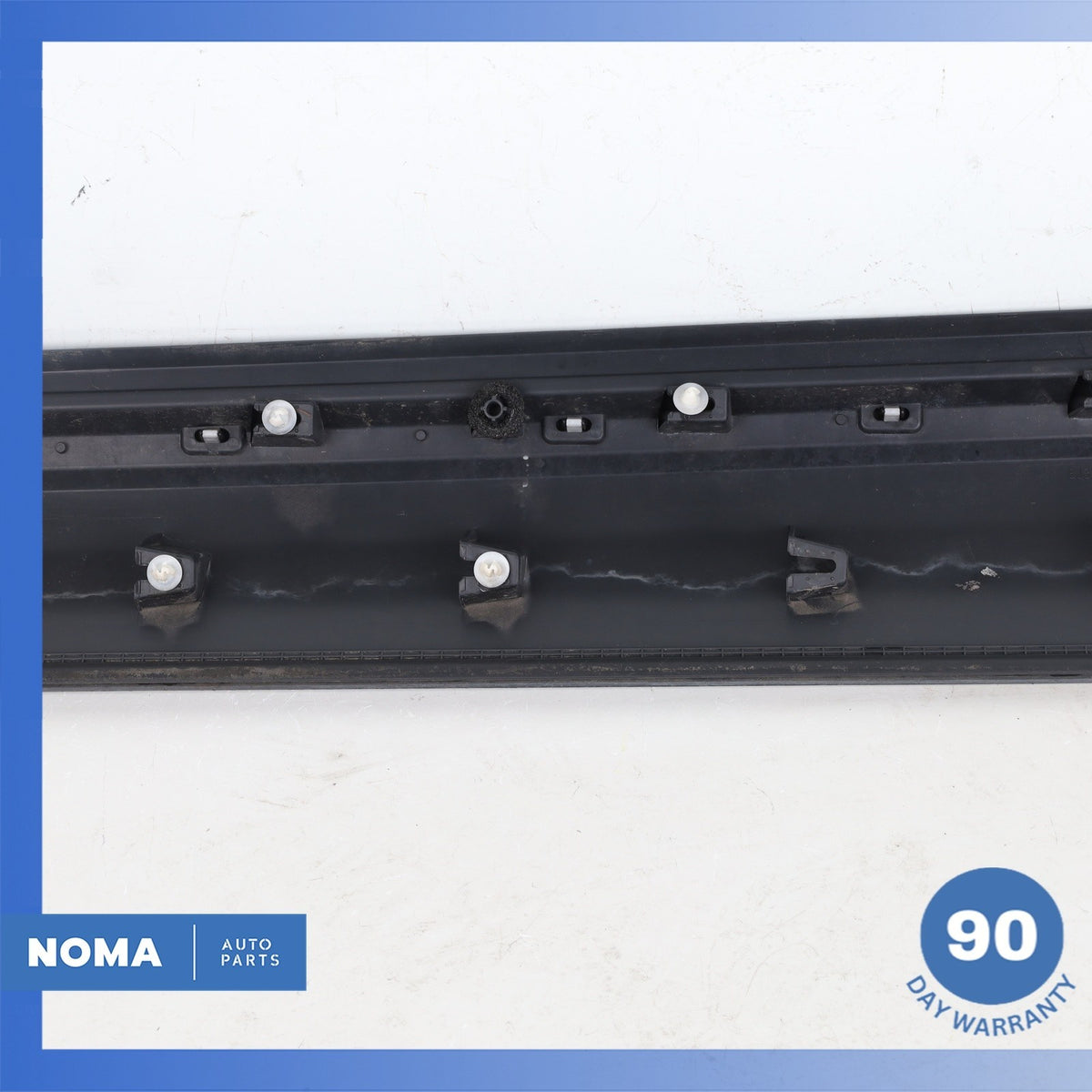 12-17 Range Rover Evoque L538 3DR Front Right Door Lower Molding BJ3221064AG OEM - photo 9