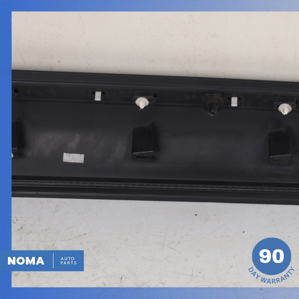 12-19 Range Rover Evoque L538 4DR Front Left Door Lower Molding BJ3221065BJ OEM - photo 9