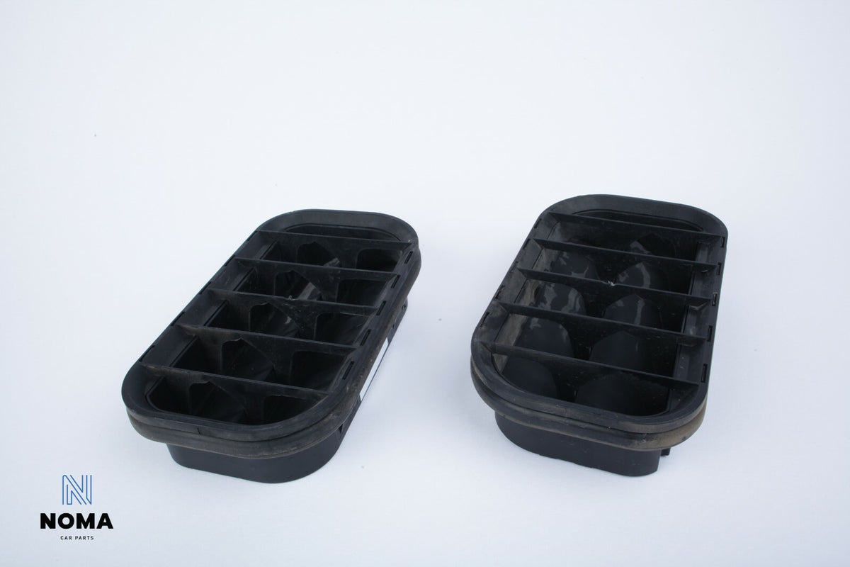 04-09 Jaguar XJ8 Vanden Plas X350 Rear Cabin Air Pressure Vent Box Set of 2 OEM - photo 3