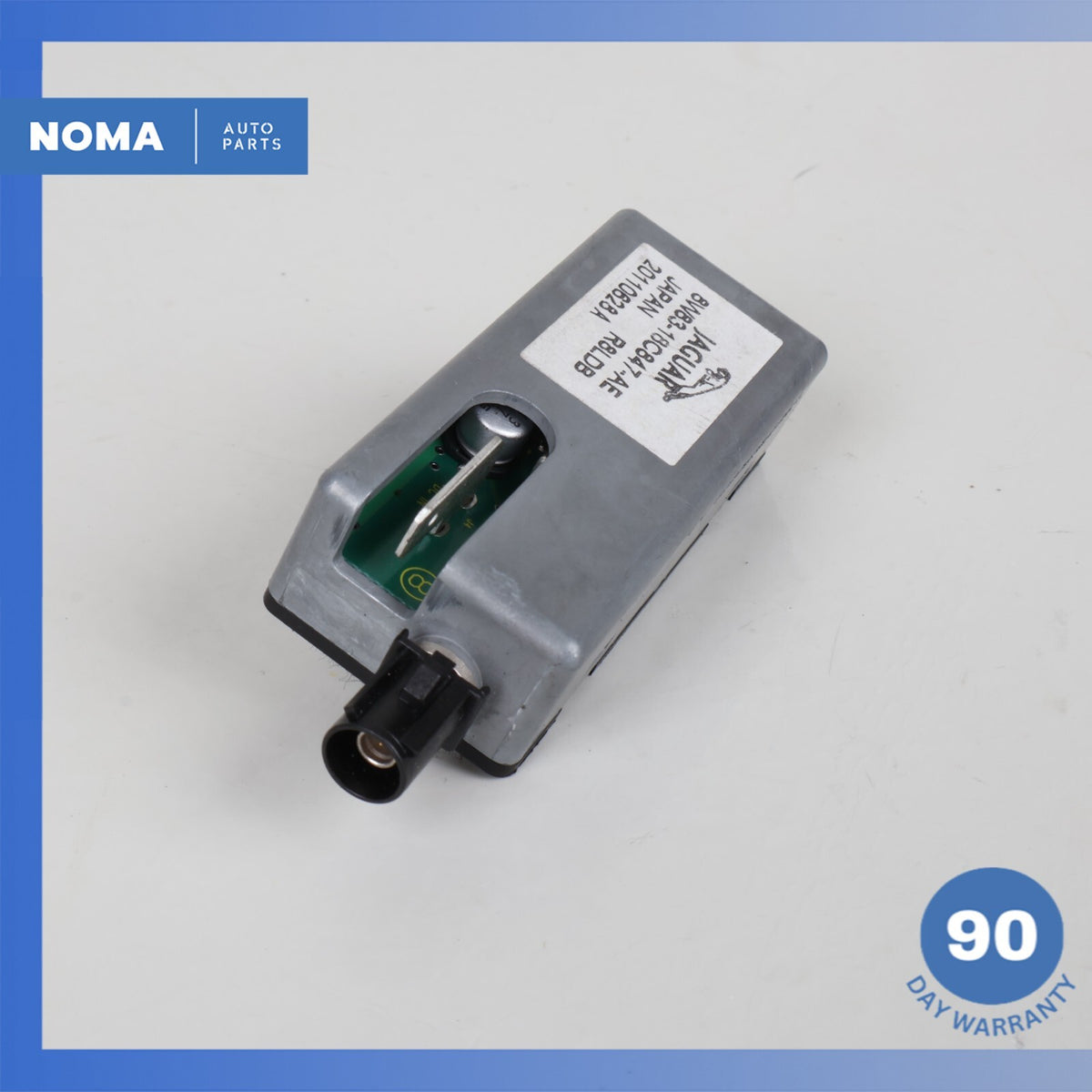 2012 Jaguar X150 XK Radio Antenna AM FM AMP Amplifier Module 8W8318C847AE OEM - photo 2