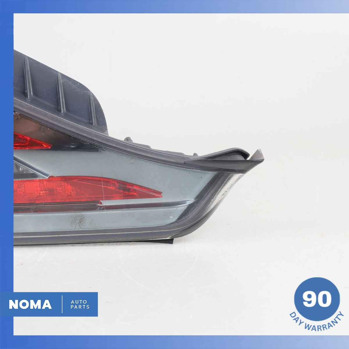 Lexus ZWA10 CT200h Rear Left Taillight Tail Light Lamp Inner 81591-76020 OEM - photo 3