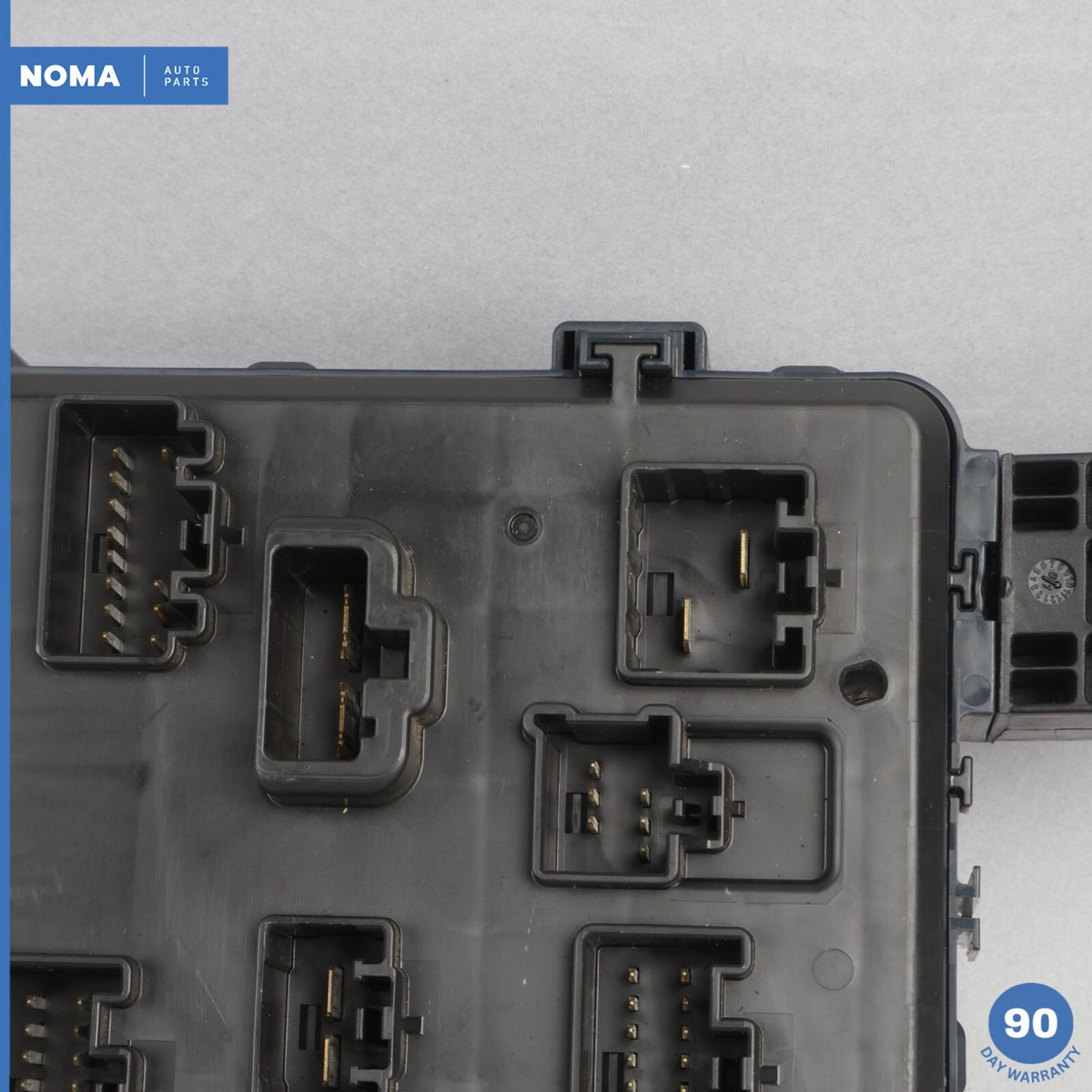 02-04 Jaguar X-Type X400 Front Under Dashboard Junction Relay Fuse Box OEM - photo 10